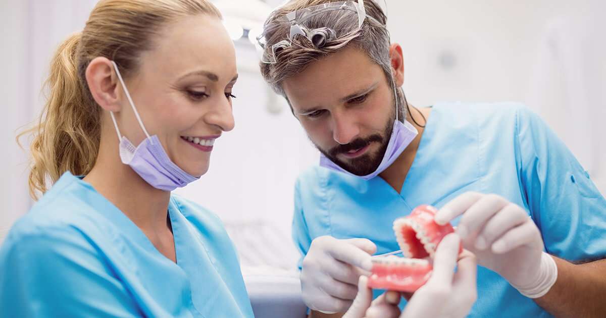 Implantes dentales con poco hueso